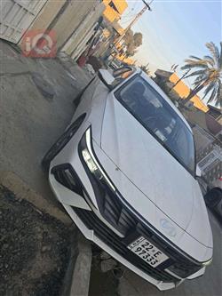 هیوندای ئەلەنترا